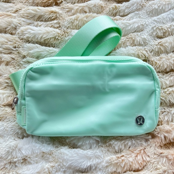 lululemon athletica Bags Copy Lululemon Everywhere Belt Bag Poshmark